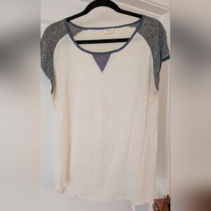 Hartford Cream and Gray Short Sleeve Tee